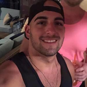 Meet your Posher, Alex